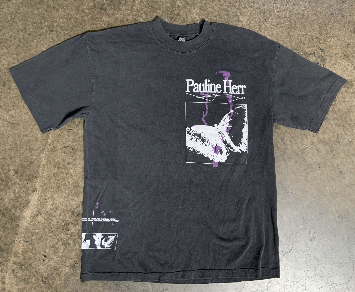 Butterfly Tee (Vintage Black)